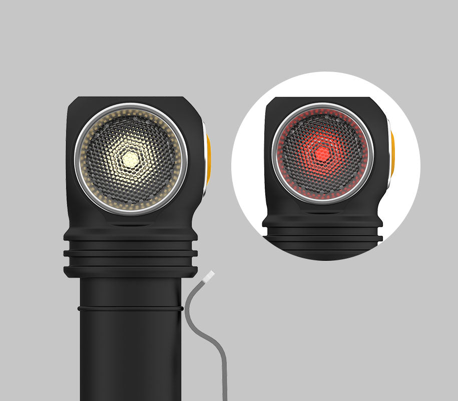 Armytek Wizard C2 WR Magnet USB, vista frontale dei LED bianchi e rossi