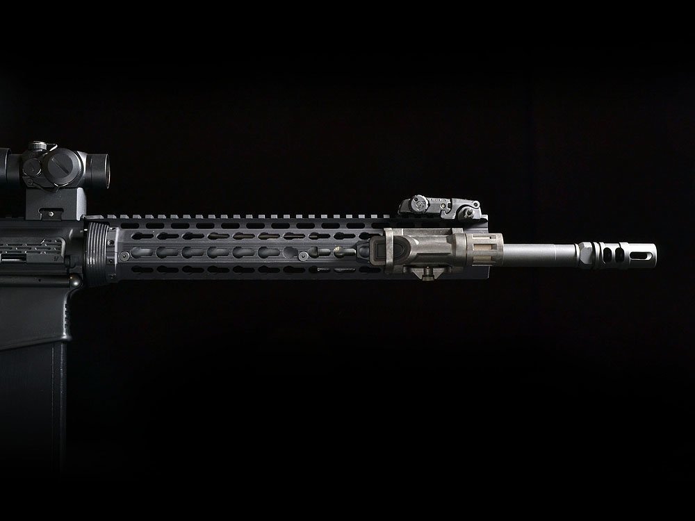 Strike Industries handguard Mega Fins Drop-In KeyMod per AR-15 12" nero, immagine 4 di 8