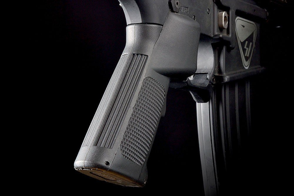 Strike Industries AR-15 Accuracy Grip