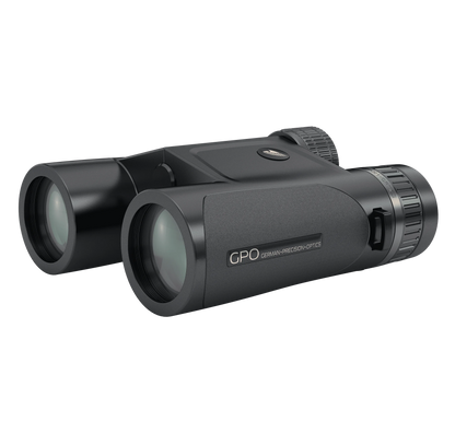 GPO Rangeguide 3200 8x40, vista di tre quarti degli obiettivi da 40 mm