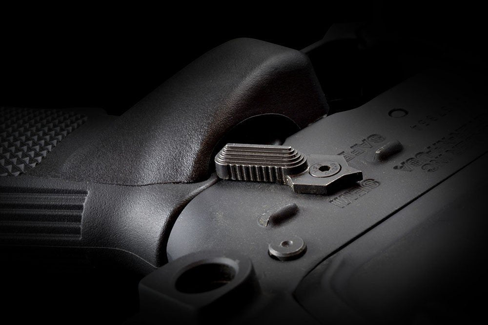 Strike Industries AR-15 Accuracy Grip