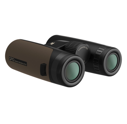 GPO Passion ED 8x42 marrone, vista di tre quarti