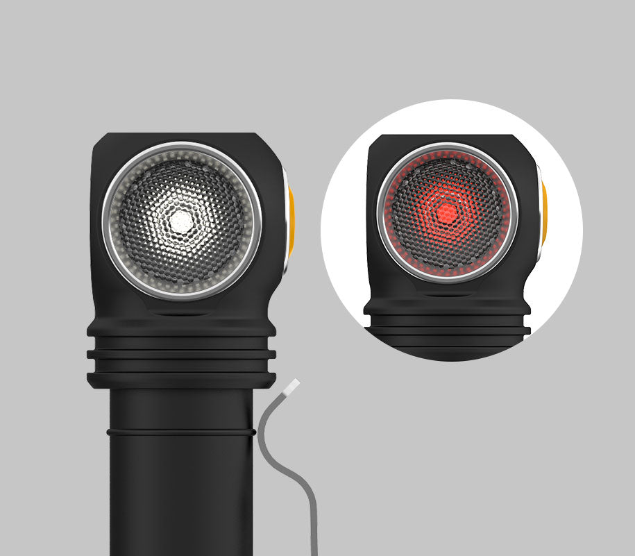 Armytek Wizard C2 WR Magnet USB, vista frontale dei LED bianchi e rossi