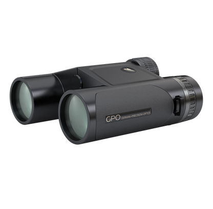 GPO Rangeguide 3000 10x32, vista di tre quarti degli obiettivi da 32 mm