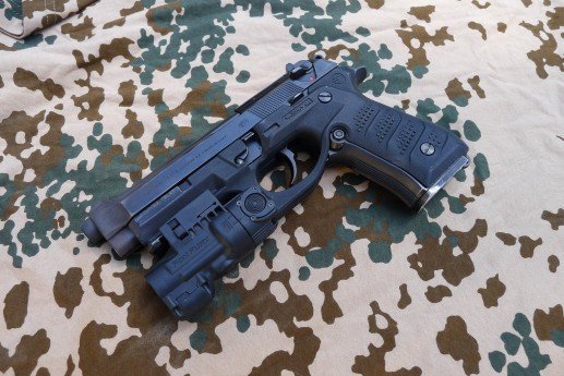 Recover Grip & Rail System per Beretta 92 - Olive Drab