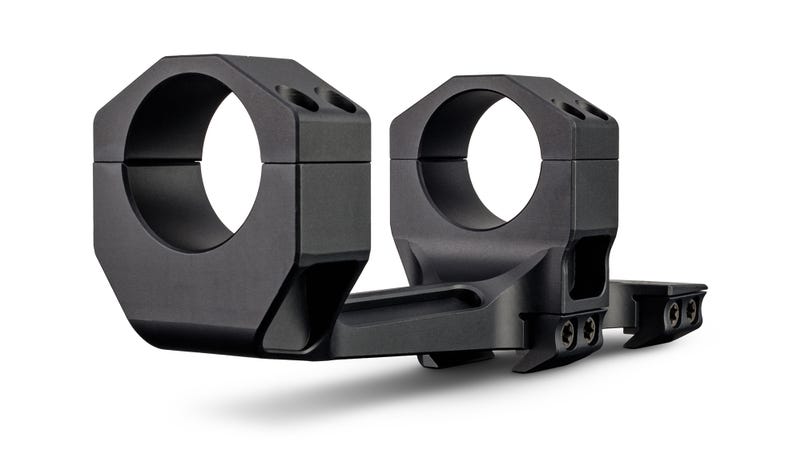 Vortex CM-530 con cannocchiale montato