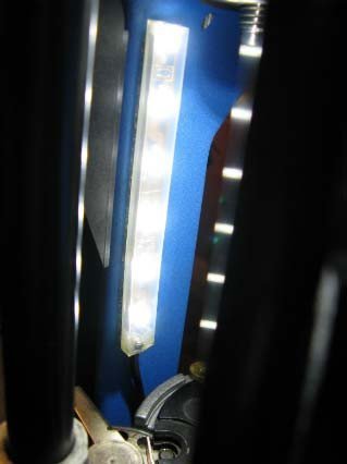 Double Alpha Academy LED Lighting System For Dillon XL650 – vista 3