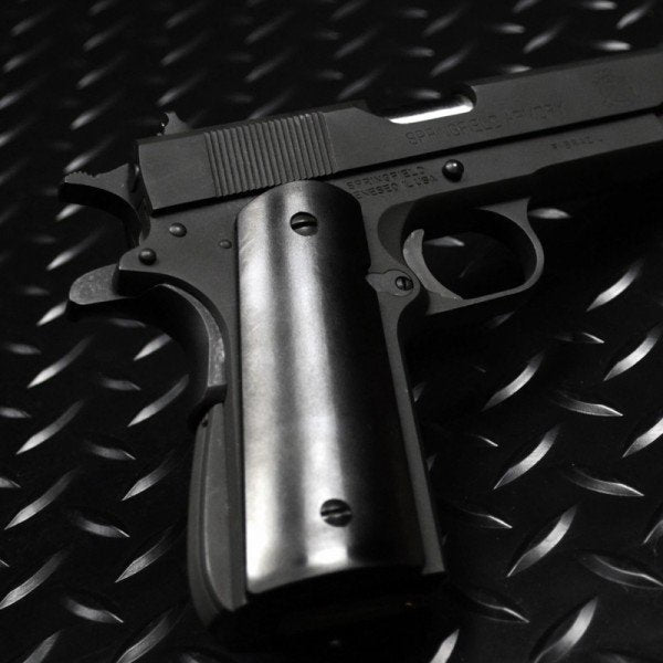 Strike Industries guancette 1911 PX-07 lisce nero semi-lucido, dettaglio 3