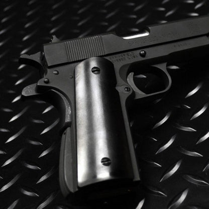Strike Industries guancette 1911 PX-07 lisce nero semi-lucido, dettaglio 3