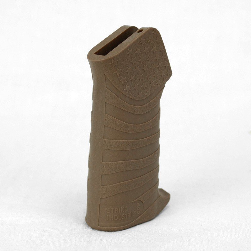 Impugnatura Strike Industries Patriot Series CQB per AR-15 FDE (Flat Dark Earth), immagine 2 di 2