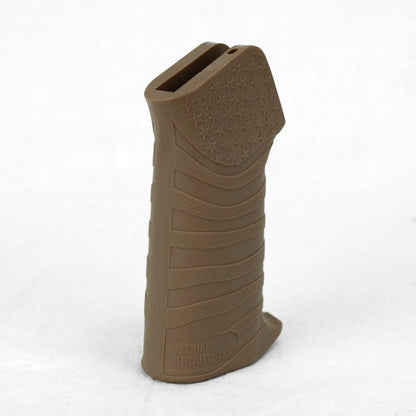 Impugnatura Strike Industries Patriot Series CQB per AR-15 FDE (Flat Dark Earth), immagine 2 di 2