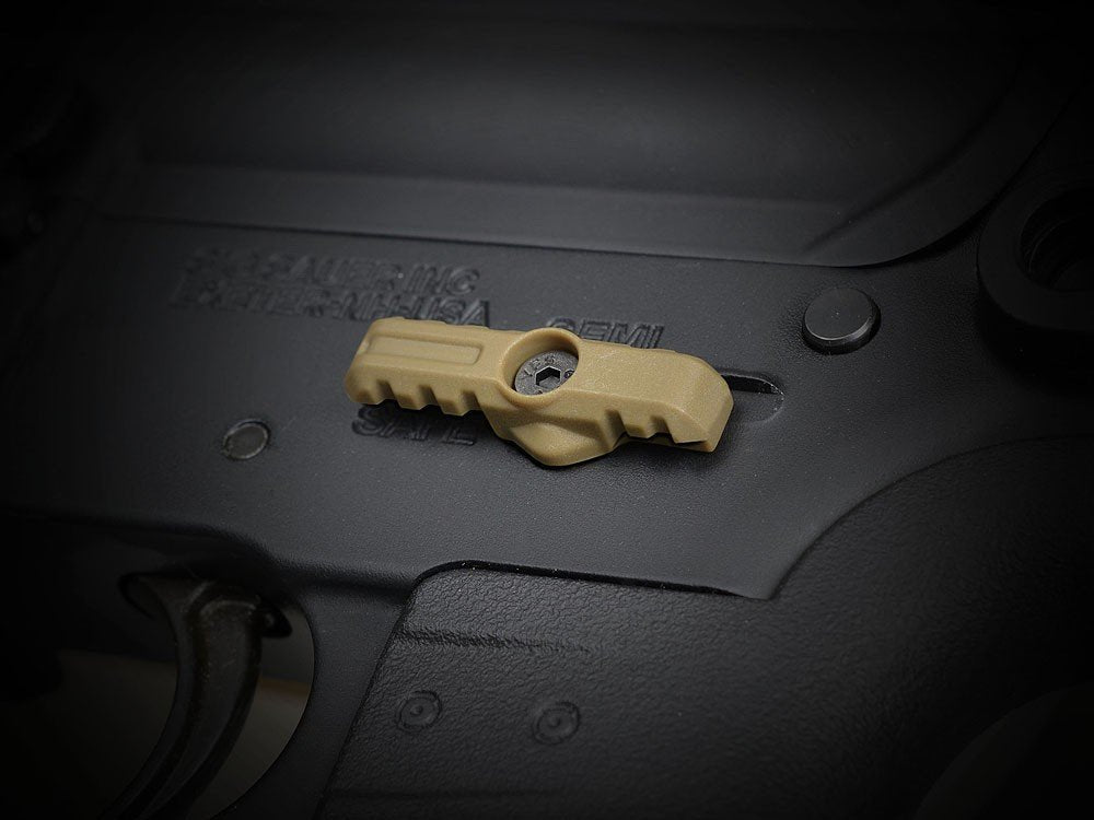 Strike Industries Ultimate Selector Switch kit 10 leve per AR-15, FDE, dettaglio 7