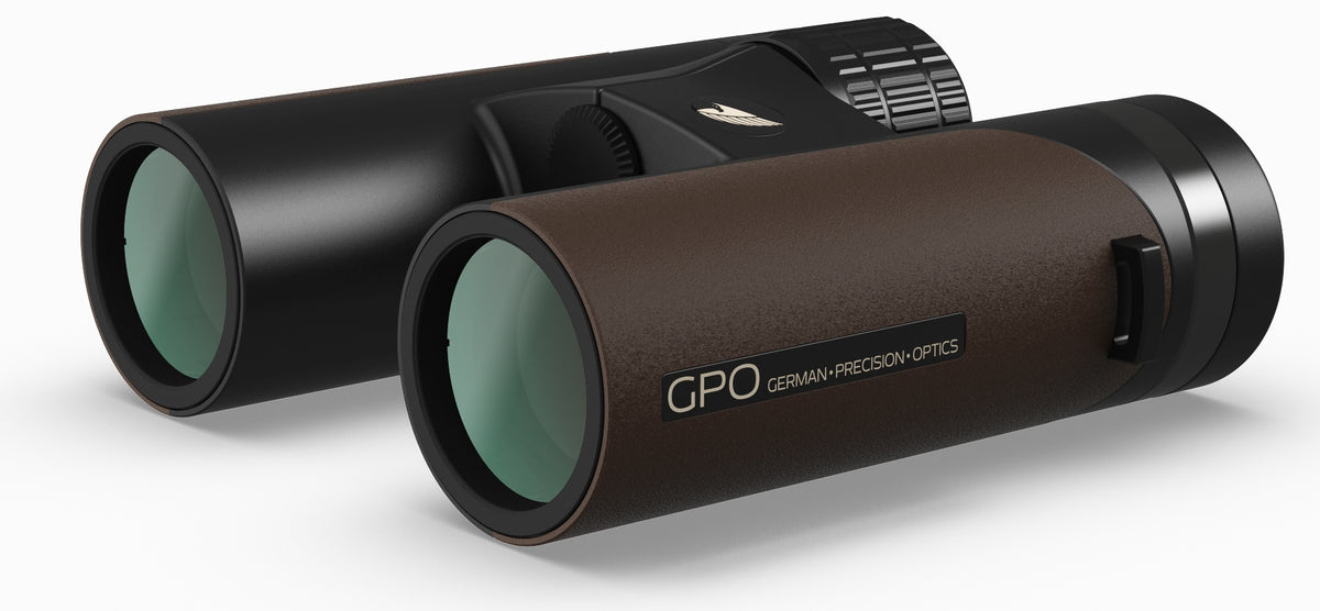 GPO Passion ED 8x32 marrone, vista di tre quarti