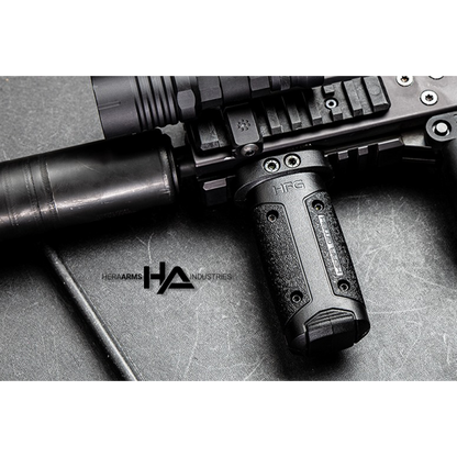 Hera Arms HFG montata
