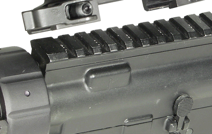 Attacco monoblocco UTG Integral QD M1C56100R2 per ottiche da 1 pollice, profilo alto, immagine 3