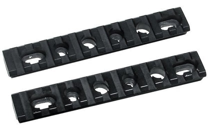 Set di 2 slitte Picatinny UTG MNT-HGR16S per paramano AR-15, M4 e M16