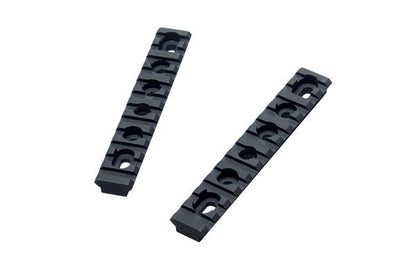 Set di 2 slitte Picatinny UTG MNT-HGR16S per paramano AR-15, M4 e M16, immagine 3