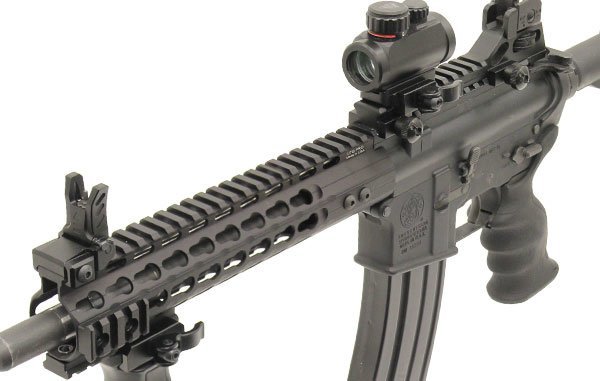 UTG PRO AR15 9" KEYMOD Free Float Handguard Black