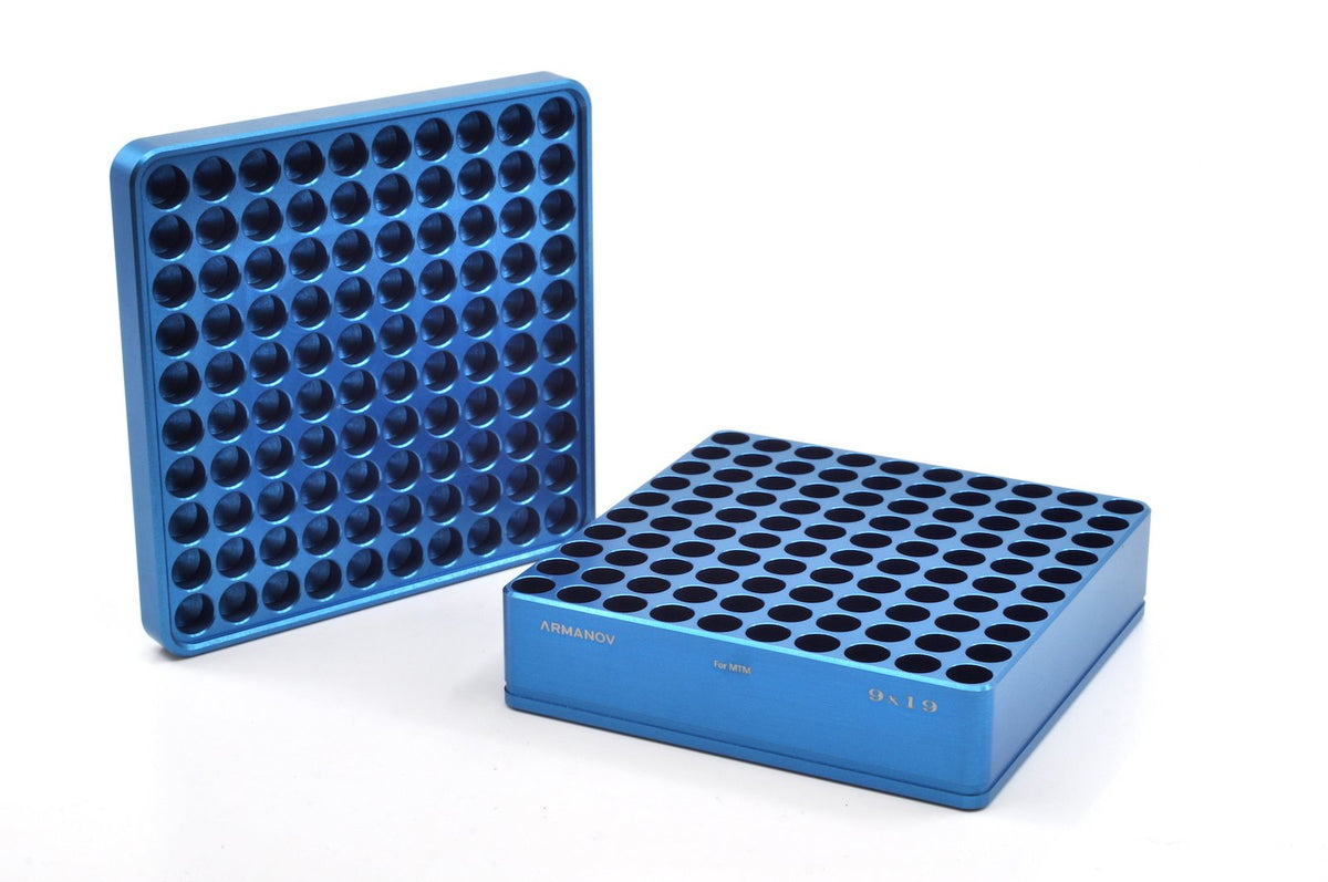 Armanov Armanov Case Gauge box 100 rnd pockets with Flip Cover 9x21 - Blue