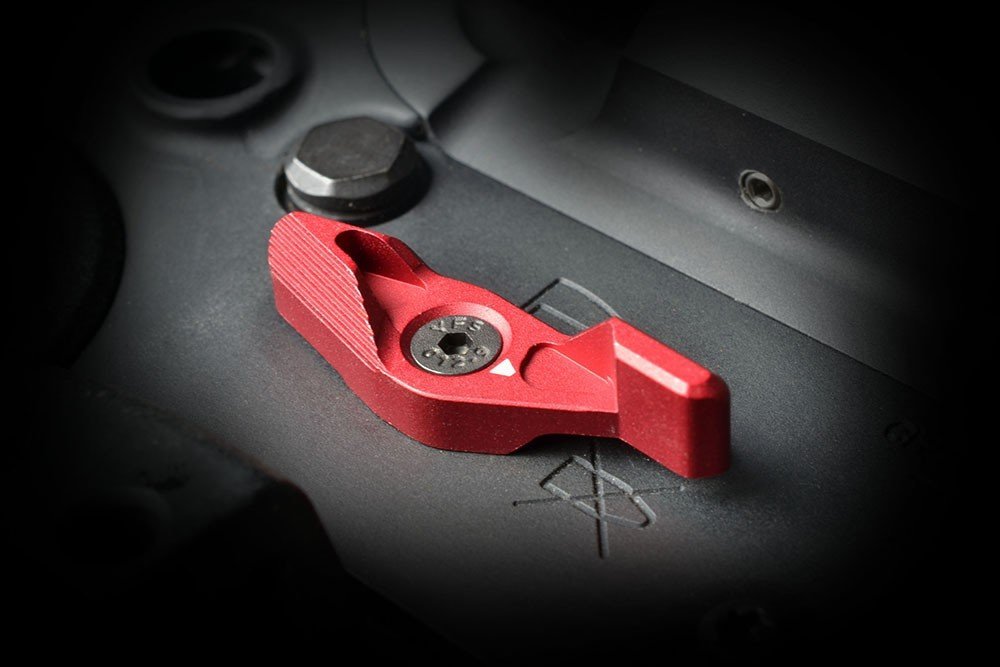 Strike Industries Strike Switch selettore di sicura ambidestro per AR-15, rosso, dettaglio 2