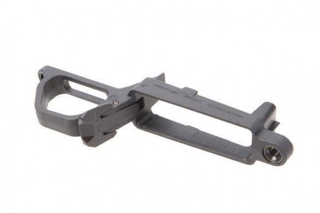Magpul Bolt Action Magazine Well 700L Standard - Black