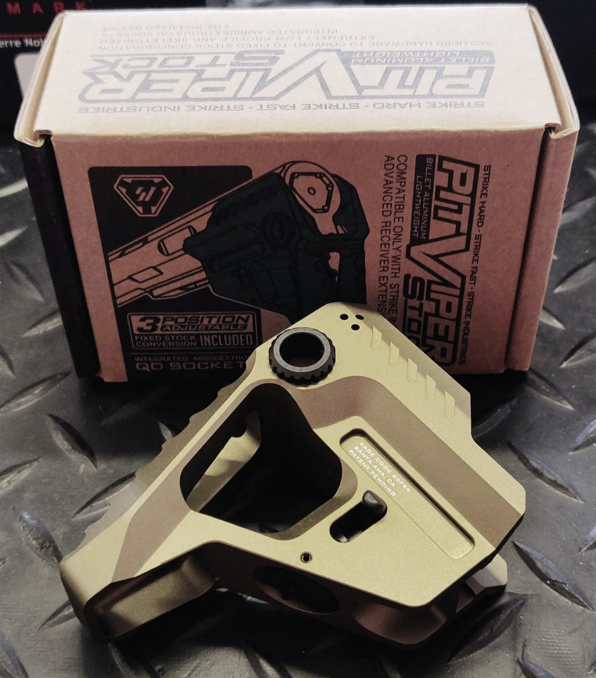 Calcio Strike Industries Pit Viper Stock FDE per AR-15